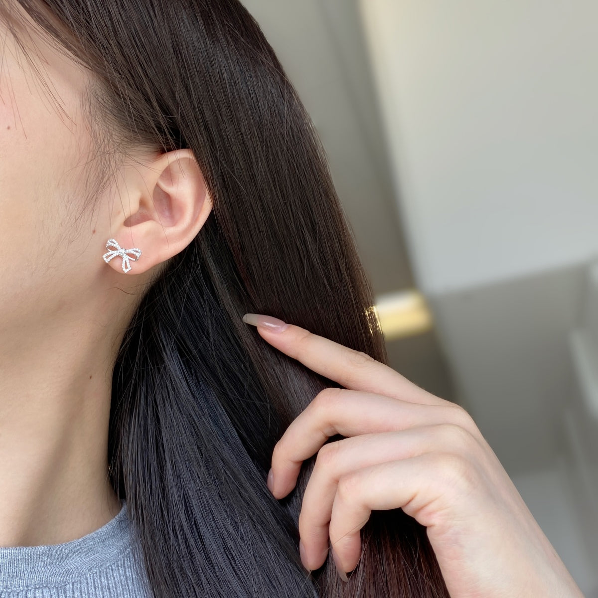 [Amore]Dainty Bow Shape Earrings