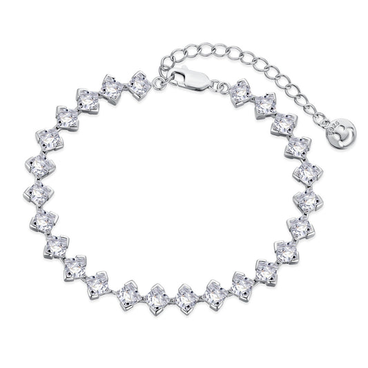 [Amore]0.5 Carat Ornate Princess Cut Daily Bracelet