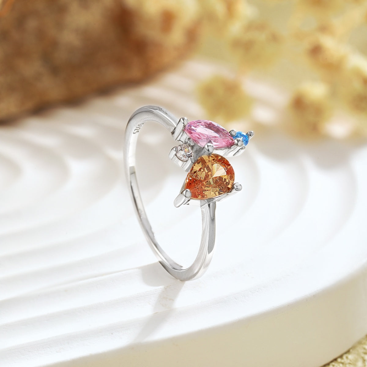 [Amore]Radiant Colorful Multi Cut Daily Ring