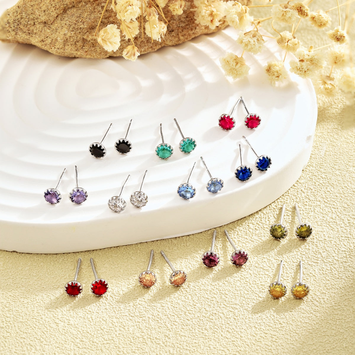 [Amore]Sparkling Colorful Round Shape Earrings