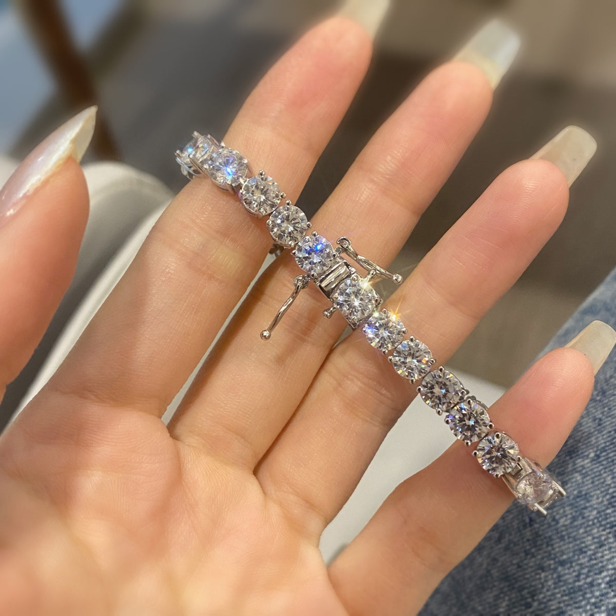 [Amore]0.75 Carat Dazzling Round Cut Wedding Bracelet