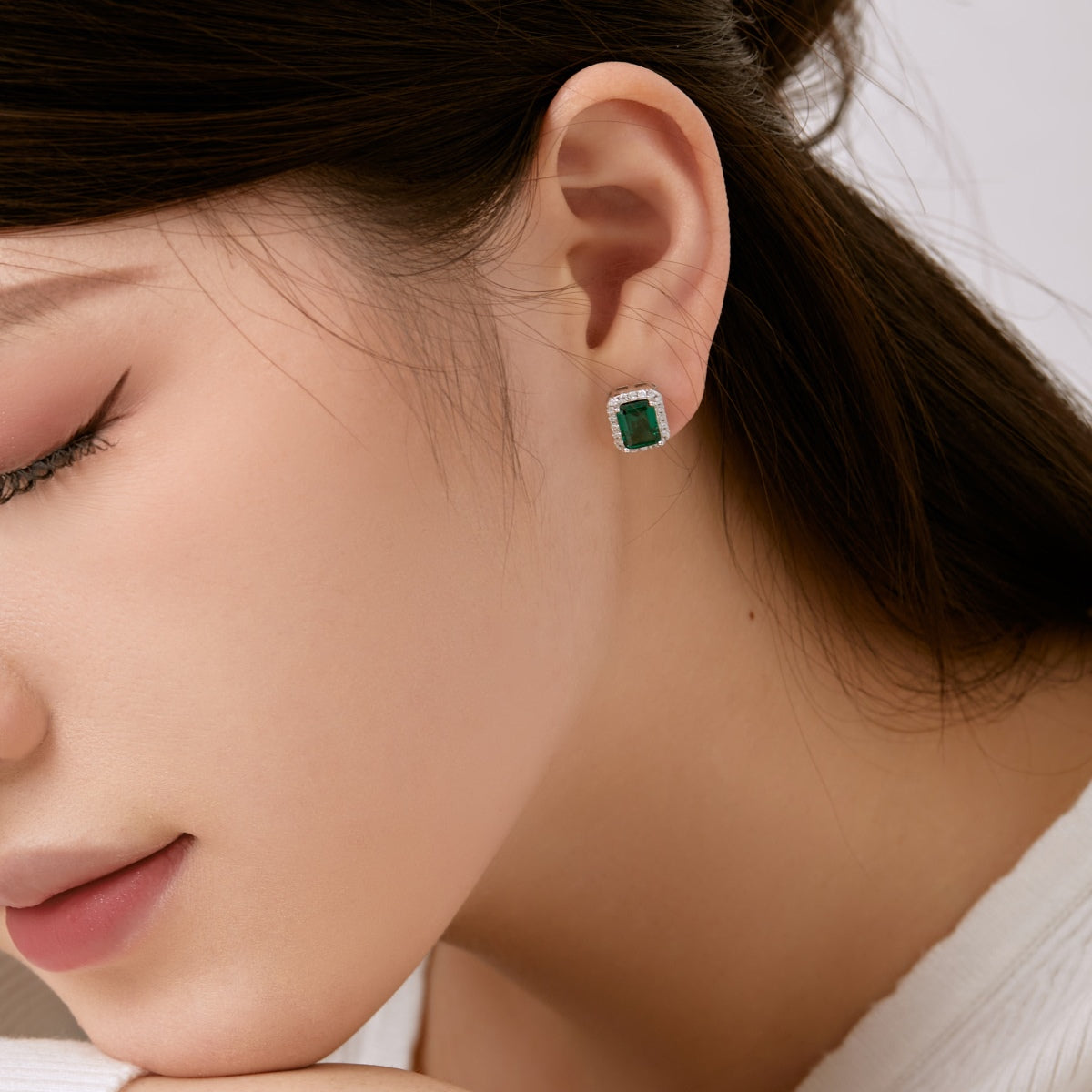 [Amore]Luxurious Dainty Emerald Cut Banquet Earrings
