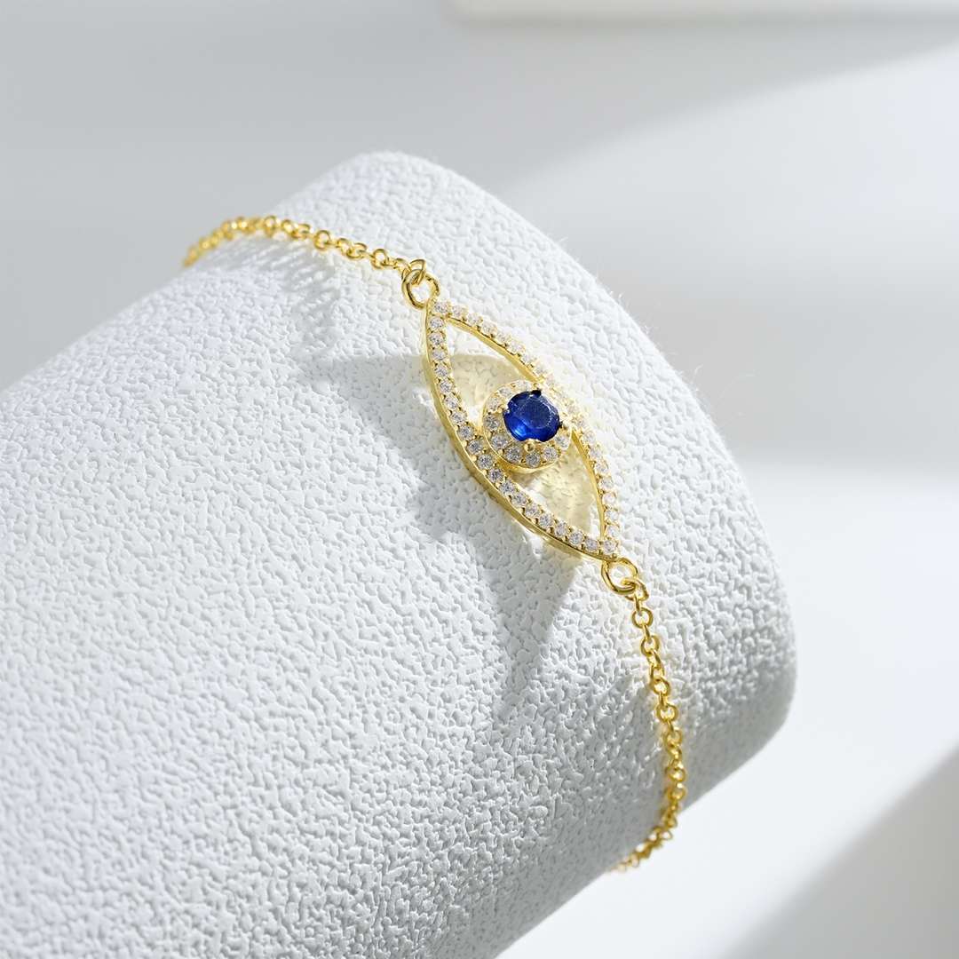 [Amore]Devil's Eye Hollow Design Bracelet