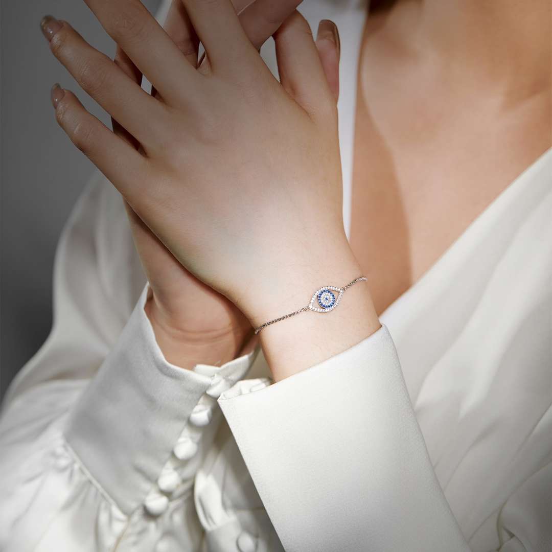 [Amore]Dazzling Eye Shape Necklace