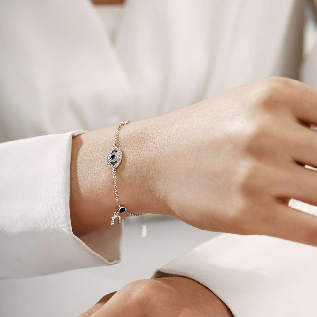 [Amore]Dainty Eye Shape Necklace