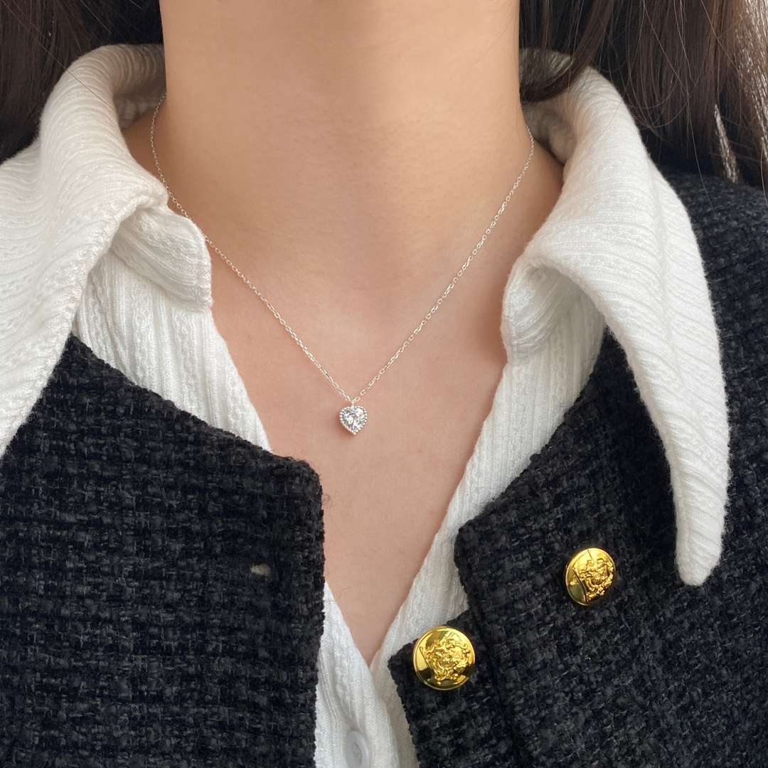 [Amore]Ornate Heart Shape Necklace