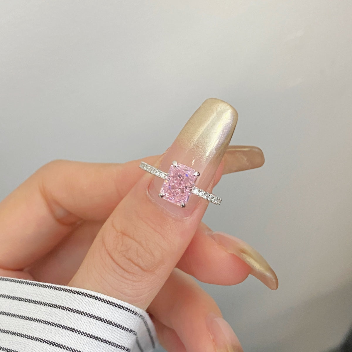 [Amore]2.0 Carat Dazzling Sparkling Radiant Cut Party Ring