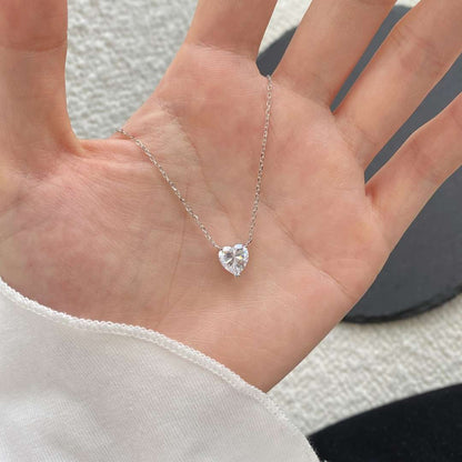 [Amore]Heart Shape Main Stone Pendant Collarbone Necklace