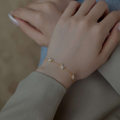 [Amore]Radiant Butterfly Shape Necklace