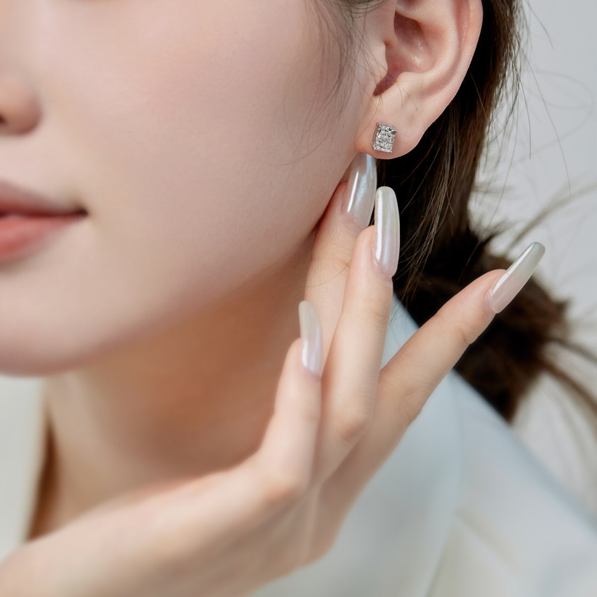 [Amore]Radiant Luxurious Princess Cut Daily Earrings