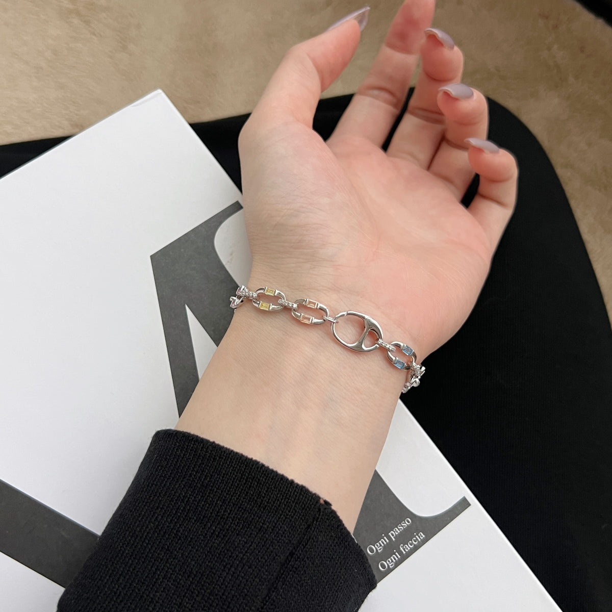 [Amore]Dazzling Colorful Daily Bracelet