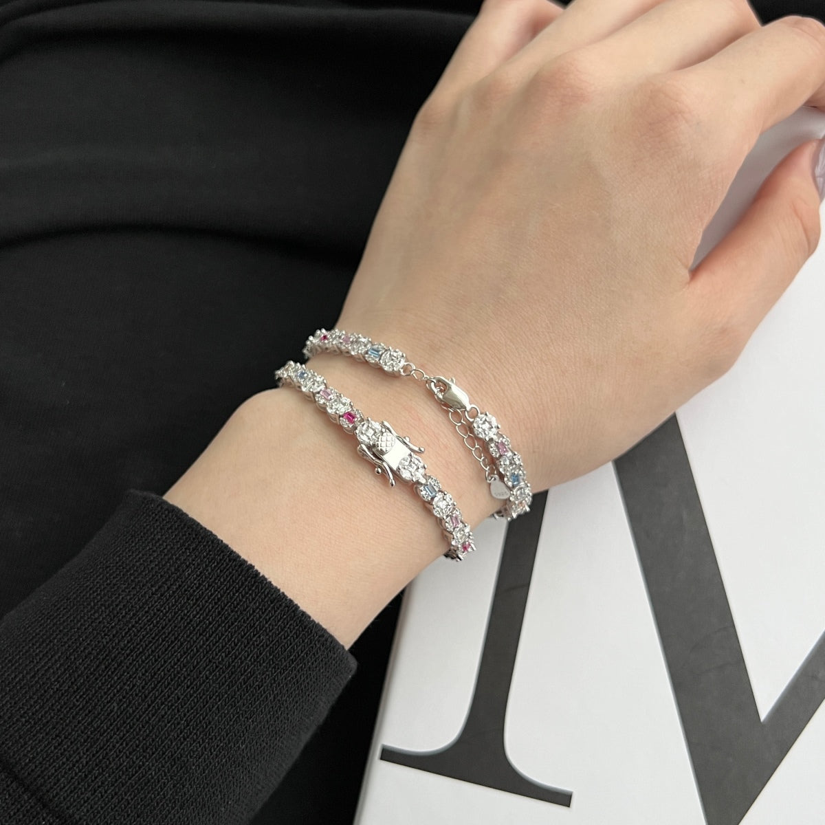 [Amore]Dazzling Radiant Multi Cut Daily Bracelet
