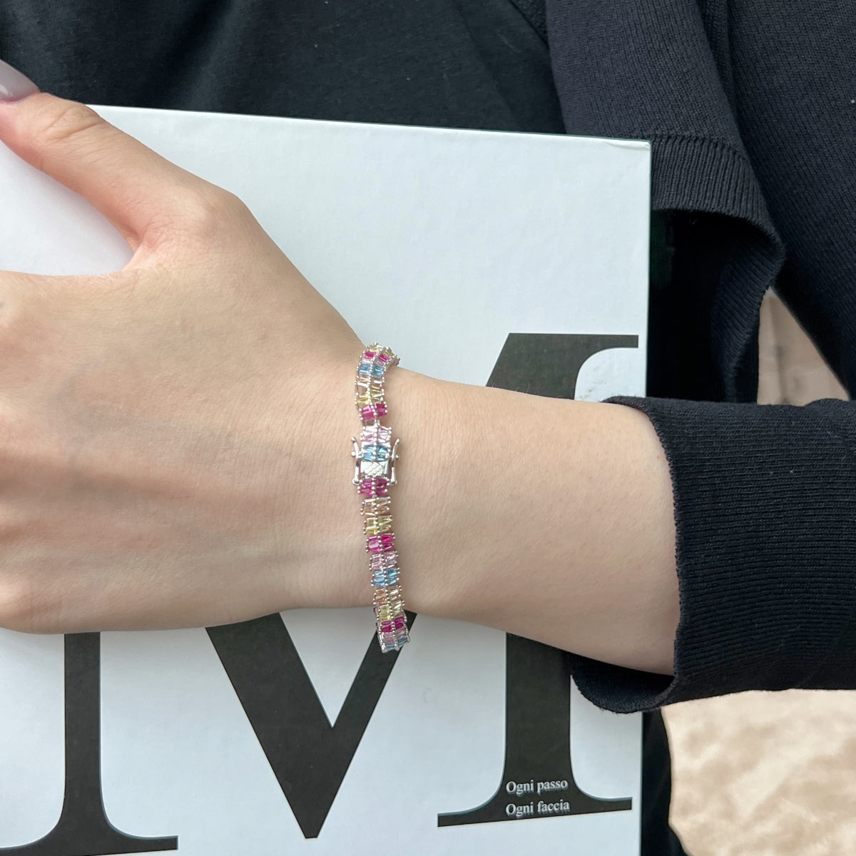 [Amore]Sparkling Exquisite Multi Cut Party Bracelet