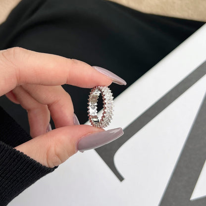 [Amore]Splashy Ornate Emerald Cut Cocktail Ring