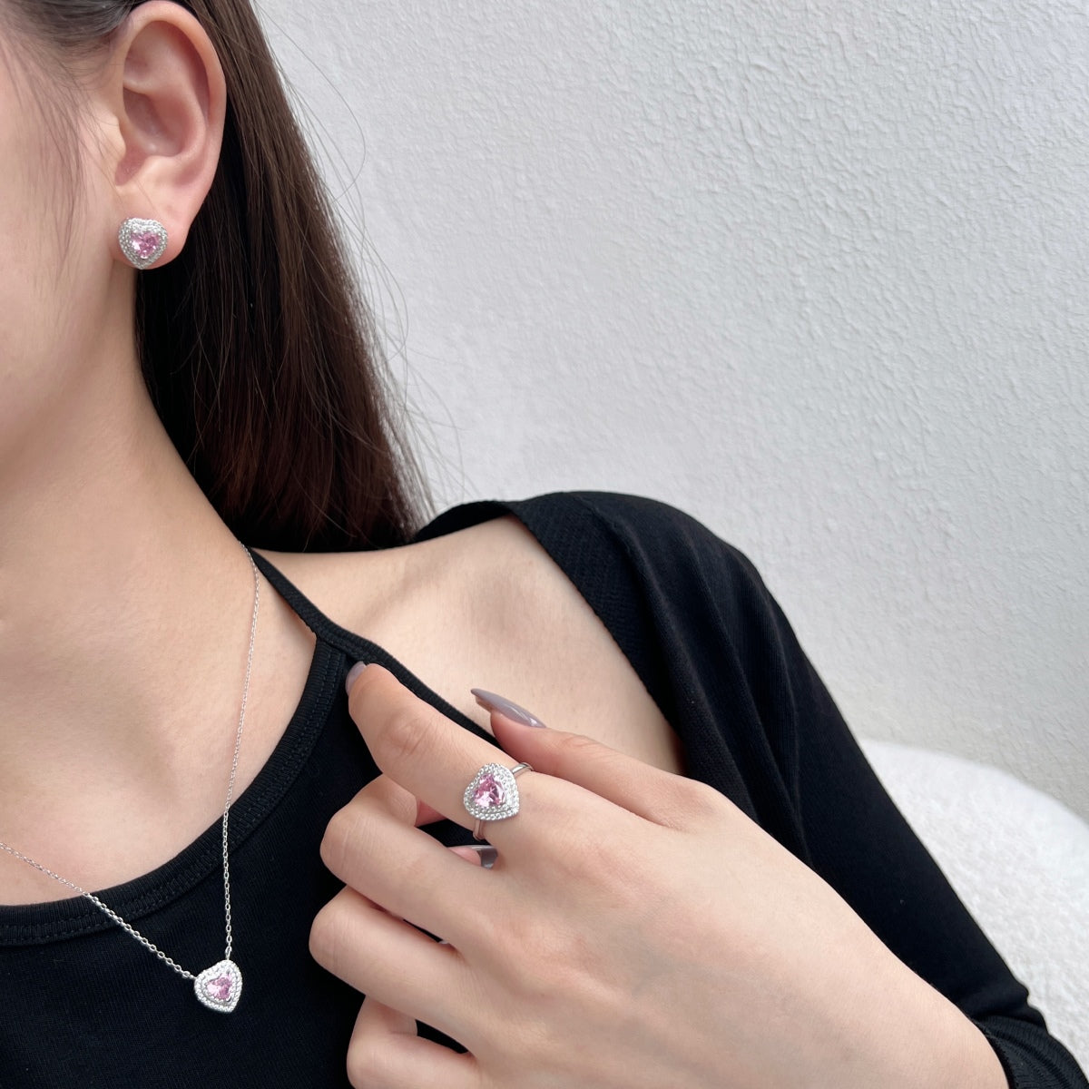 [Amore]Dazzling Heart Shape Lover Earrings