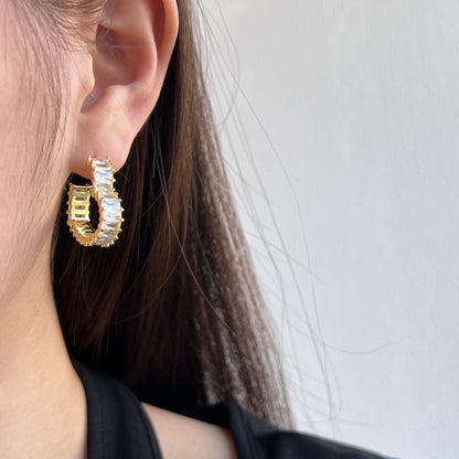 [Amore]Radiant Heart Cutout Earrings
