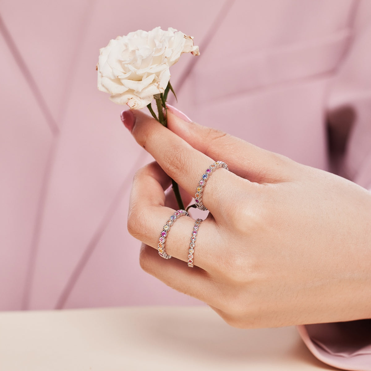 [Amore]Radiant Sparkling Round Cut Daily Ring