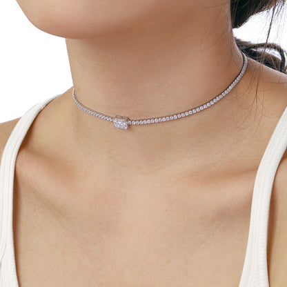 [Amore]2.0 carat Ornate Emerald Cut Necklace