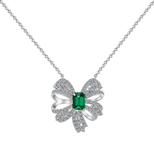 [Amore]Luxurious Flower Shape Emerald Cut Necklace