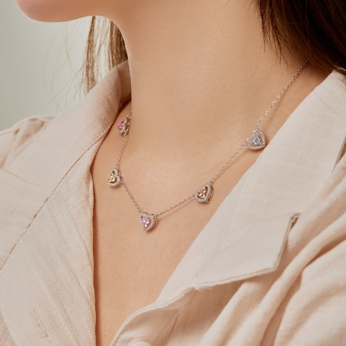 [Amore]Sparkling Five Heart Necklace