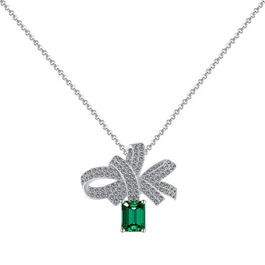 [Amore]Luxurious Flower Shape Emerald Cut Necklace