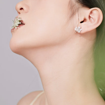 [Amore]Exquisite Maple Leaf Design Earrings