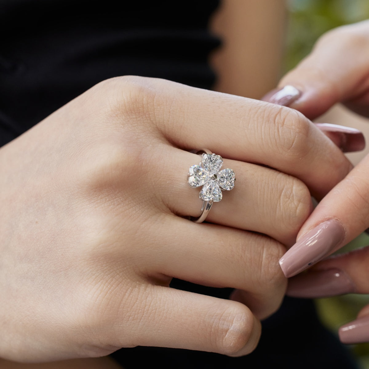[Amore]Heart-shaped Four-Leaf Clover Ball Ring