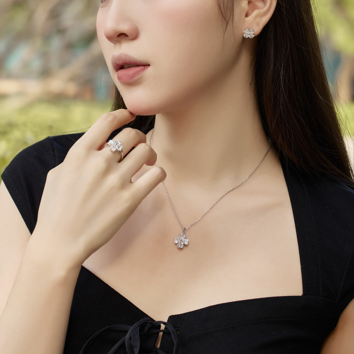 [Amore]Heart-shaped Four-Leaf Clover Ball Ring