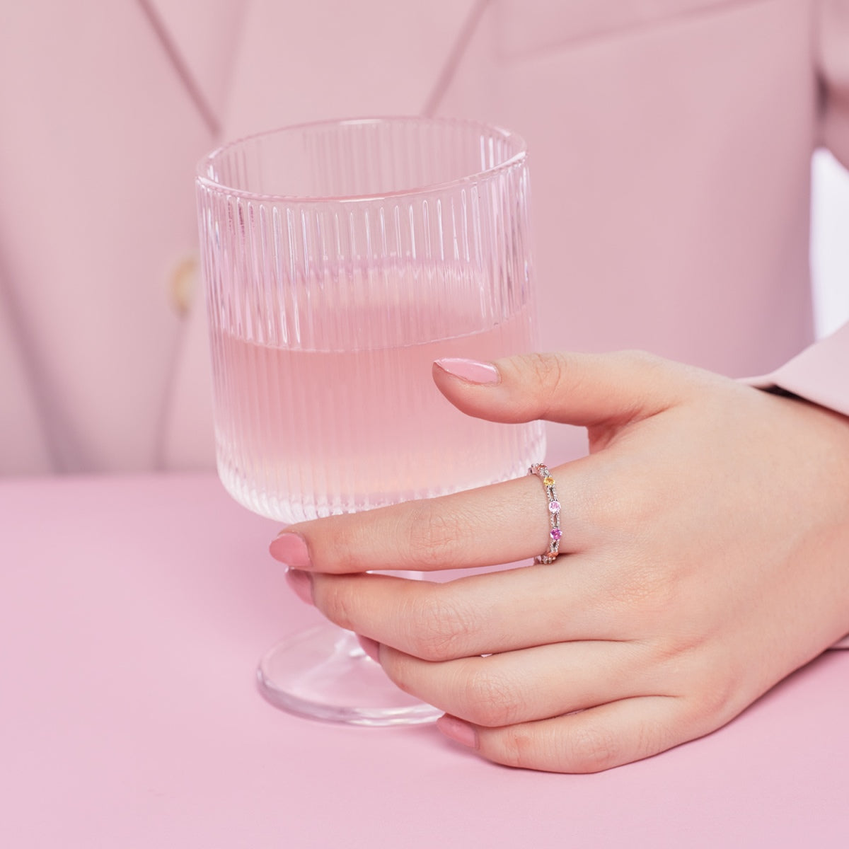 [Amore]Sparkling Colorful Round Cut Tennis Ring