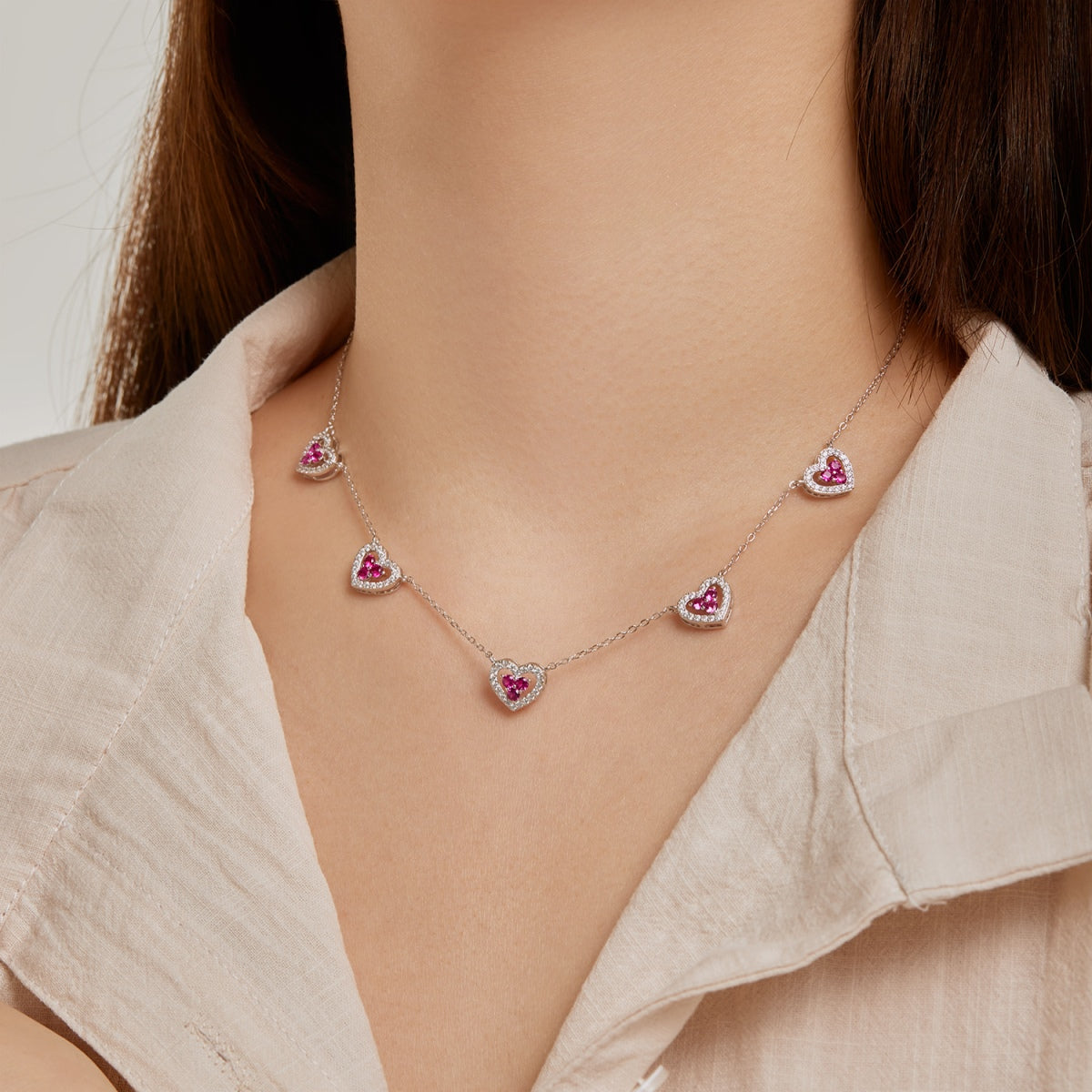 [Amore]Sparkling Five Heart Necklace