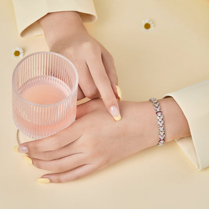 [Amore]Dainty Exquisite Flower Shape Daily Bracelet