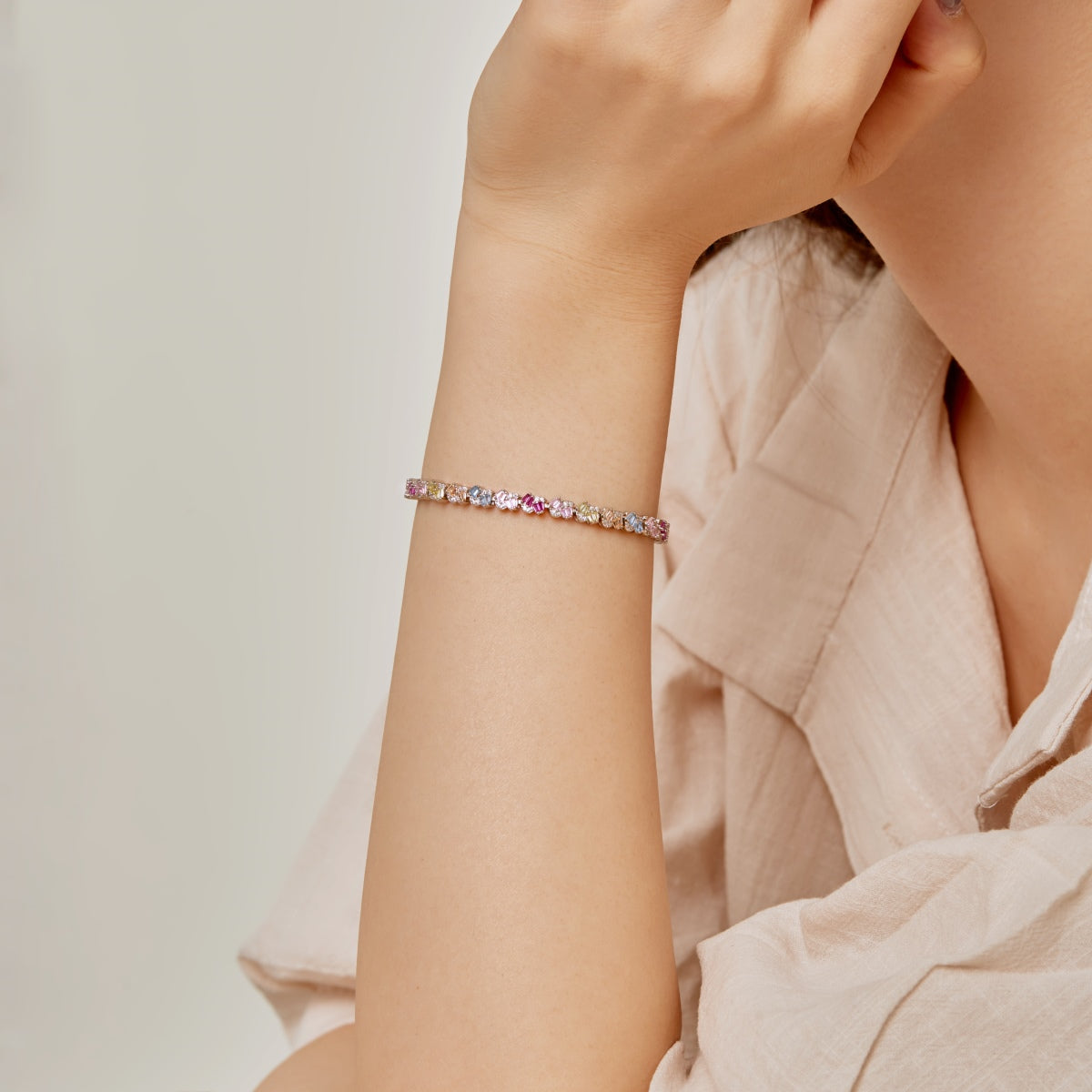 [Amore]Ornate Colorful Flower Shape Party Bracelet