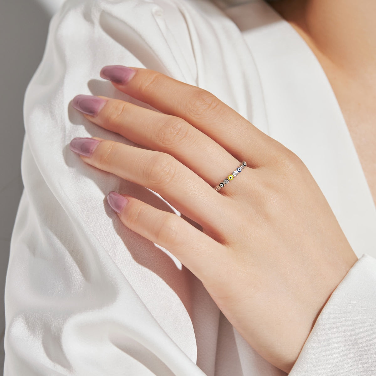 [Amore]Sparkling Vibrant Round Shape Daily Ring