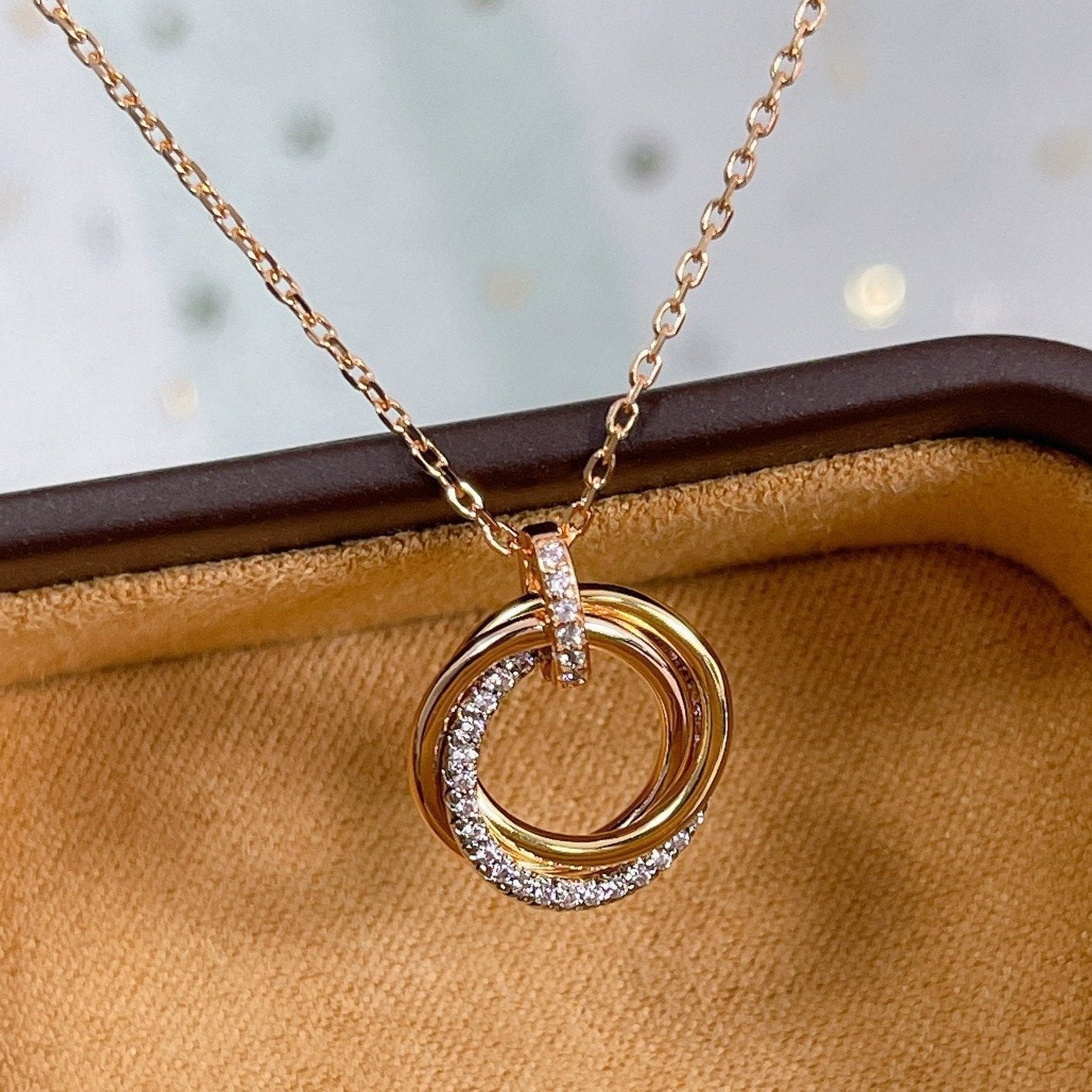 [Amore]TRINITY NECKLACE SILVER GOLD PINK GOLD DIAMONDS