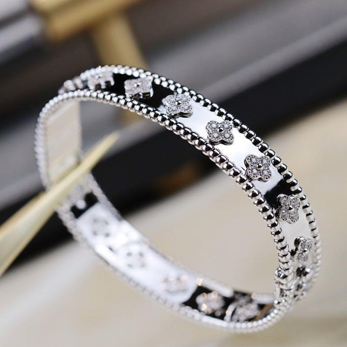 [Amore]CLOVER BRACELET 8MM DIAMONDS