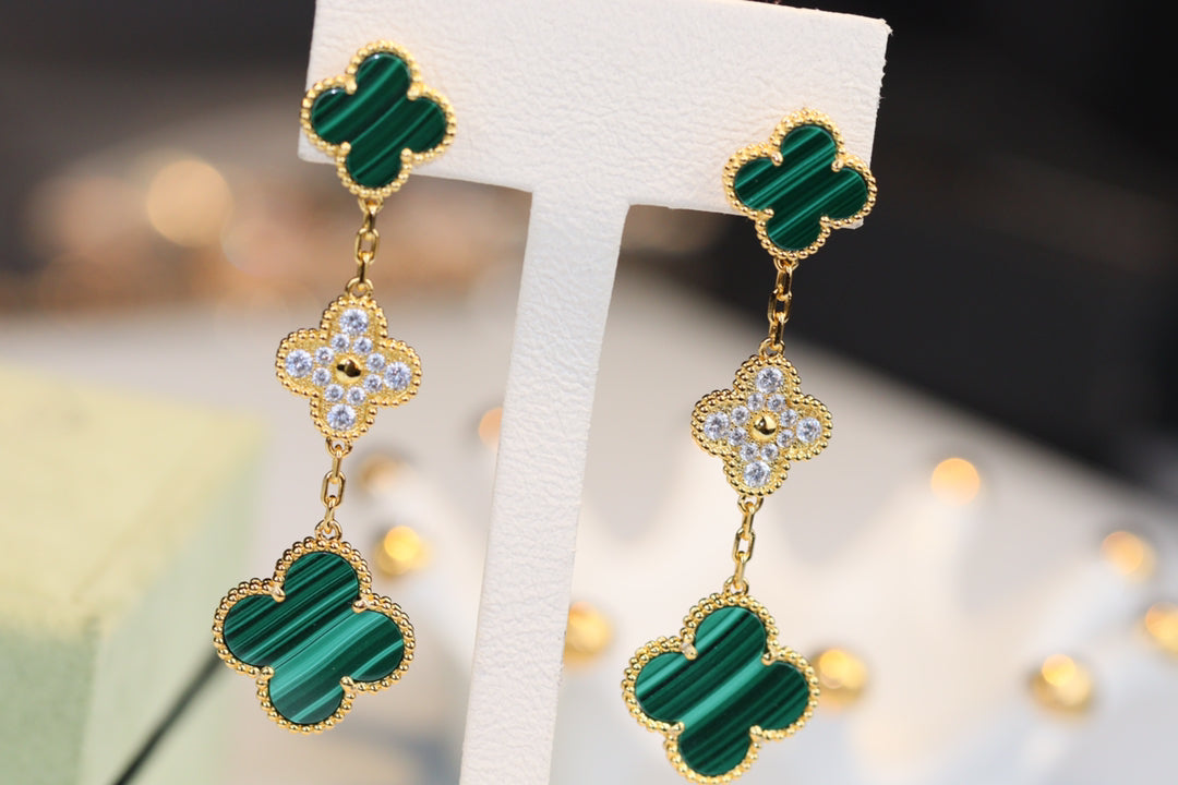 [Amore]CLOVER EARRINGS GOLD MALACHITE DIAMOND 3 MOTIF
