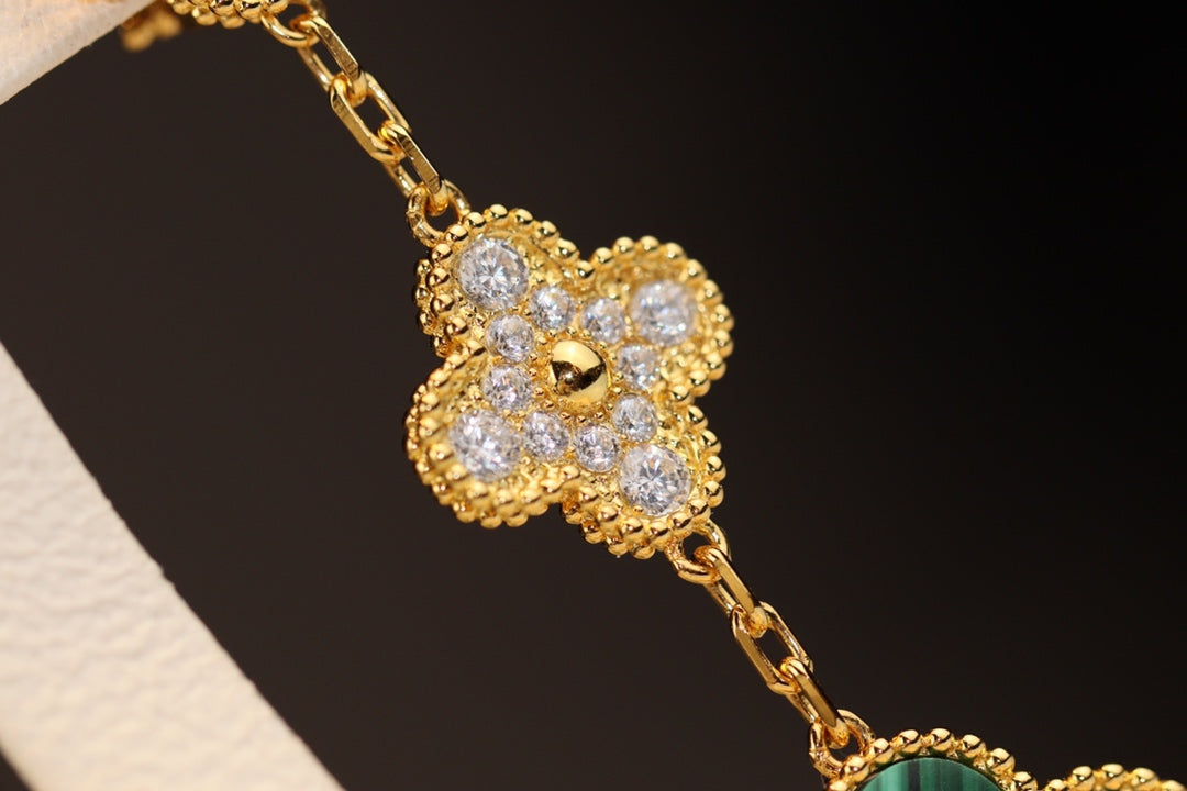 [Amore]CLOVER EARRINGS GOLD MALACHITE DIAMOND 3 MOTIF