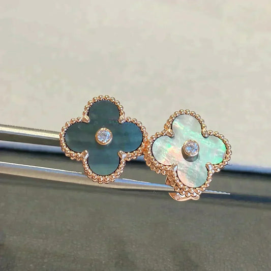 [Amore]CLOVER MEDIUM 1 MOTIFS GRAY MOP  DIAMOND EARRINGS