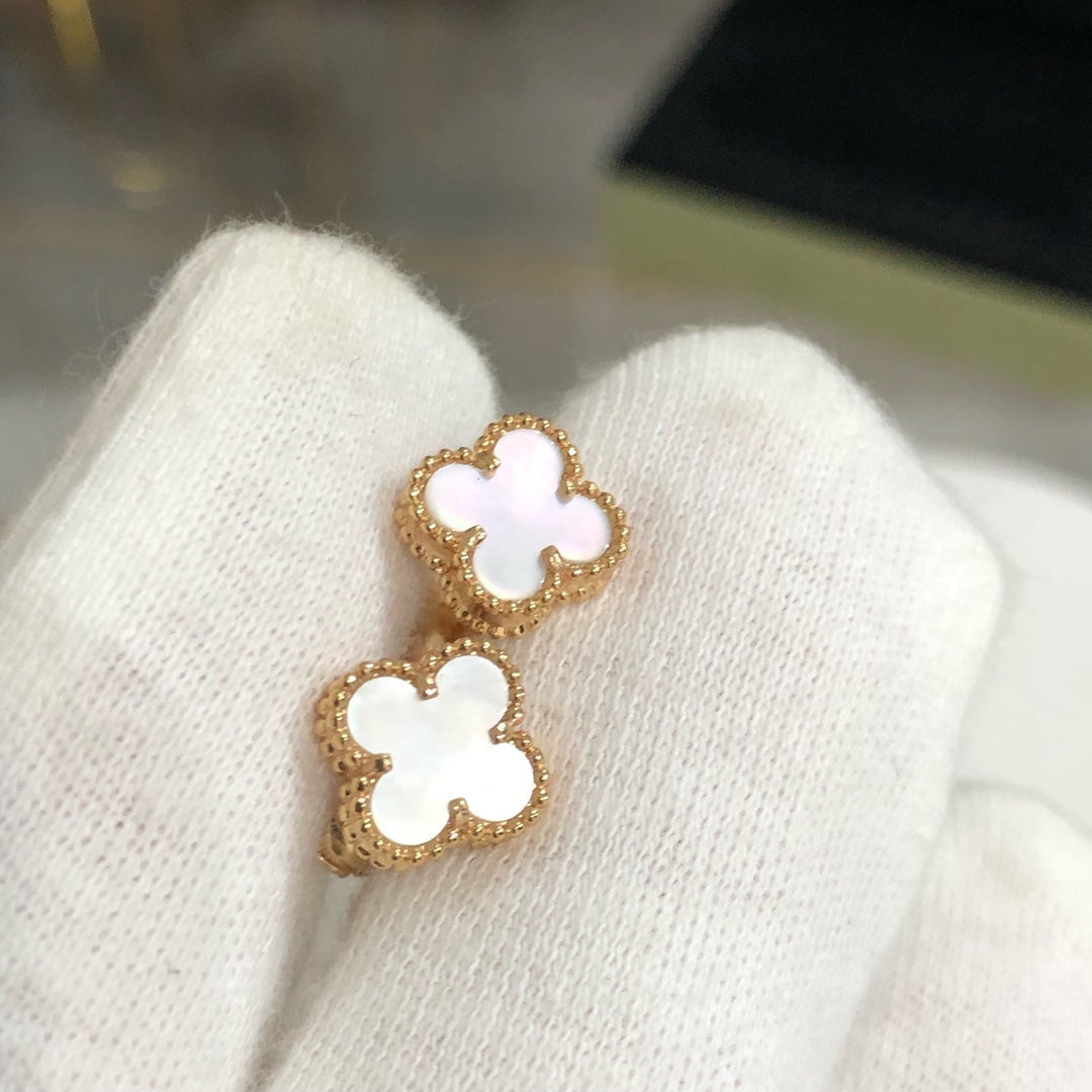 [Amore]CLOVER MINI GOLD EARRINGS