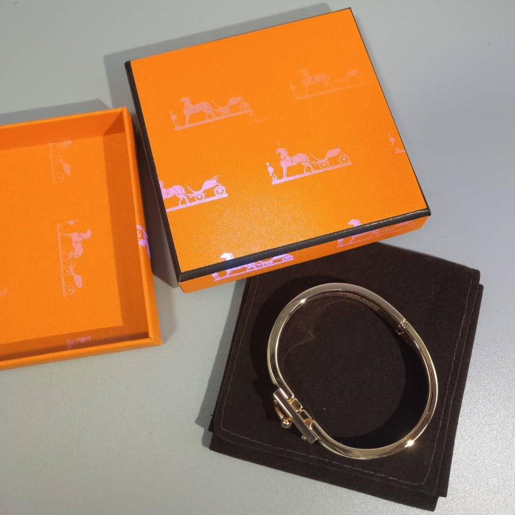 [Amore]H YELLOW BRACELET
