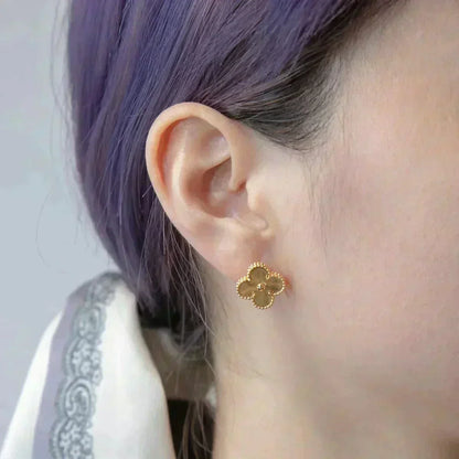 [Amore]CLOVER MEDIUM 1 MOTIFS LASER EARRINGS