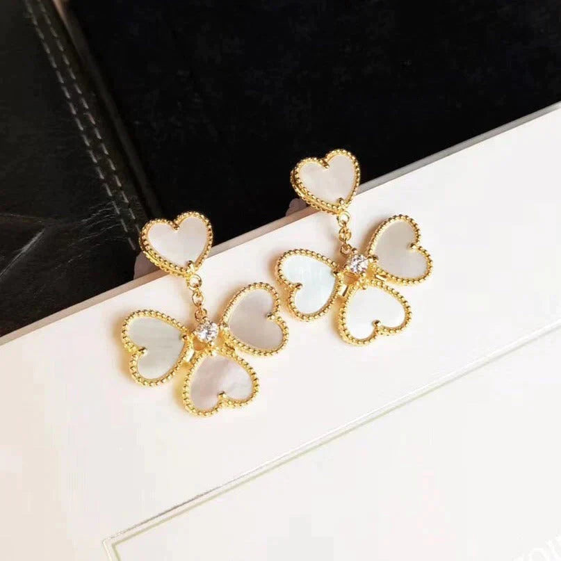 [Amore]CLOVER SWEET WHITE MOP EARRINGS