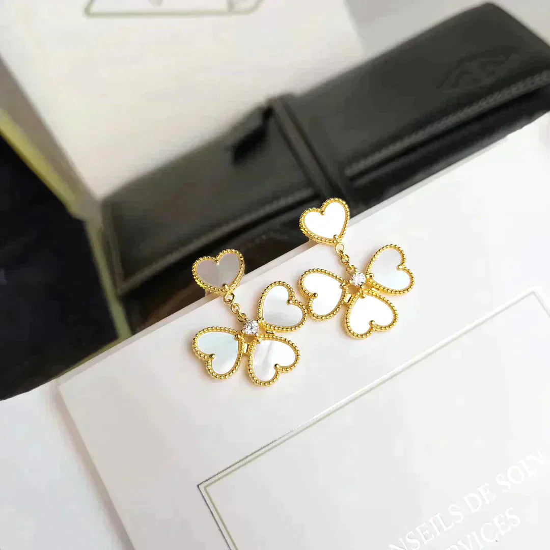 [Amore]CLOVER SWEET WHITE MOP EARRINGS