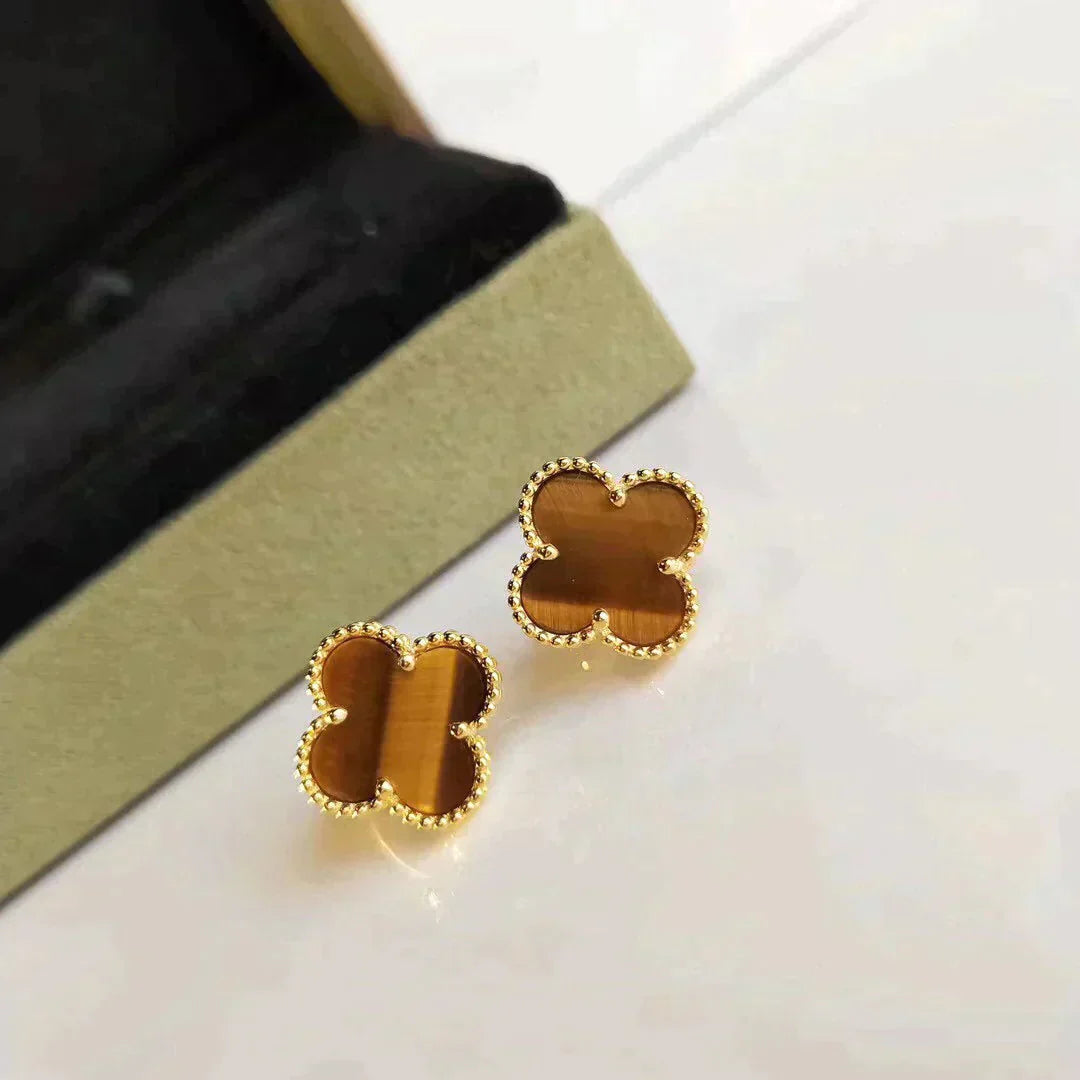 [Amore]CLOVER MEDIUM 1 MOTIFS TIGER EYE EARRINGS
