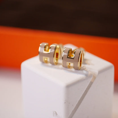 [Amore]MINI POP H GOLD EARRINGS GREY