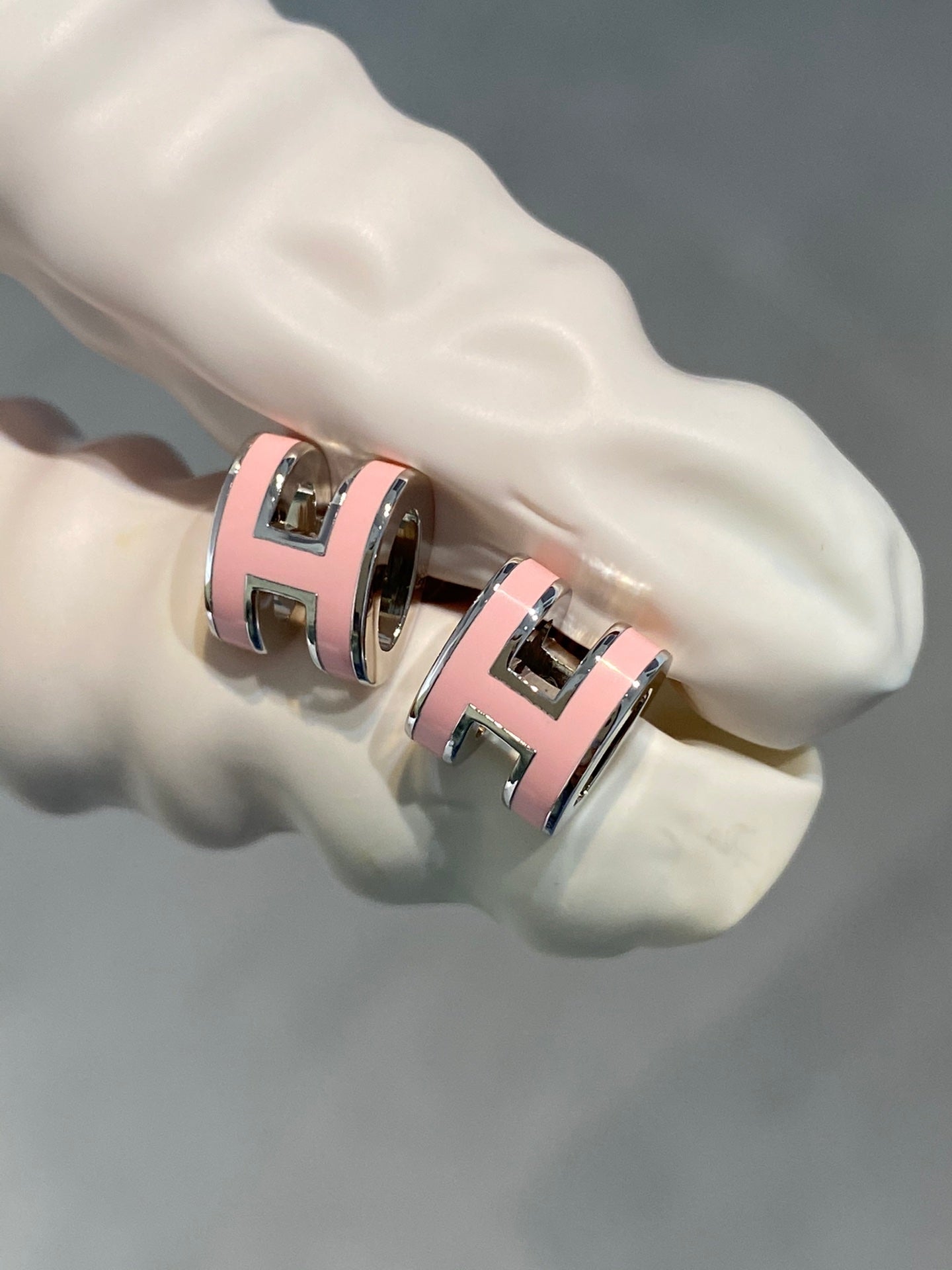 [Amore]MINI POP H SILVER EARRINGS PINK