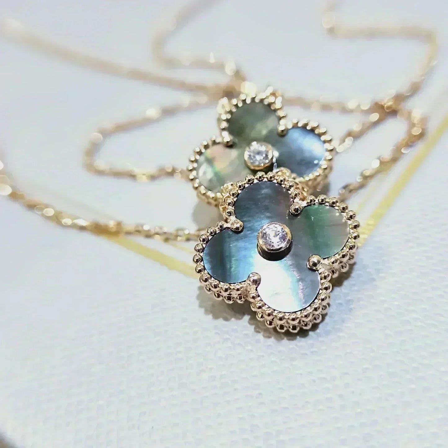 [Amore]CLOVER 15MM DIAMOND AND MOTHER-OF-GREY NECKLACE