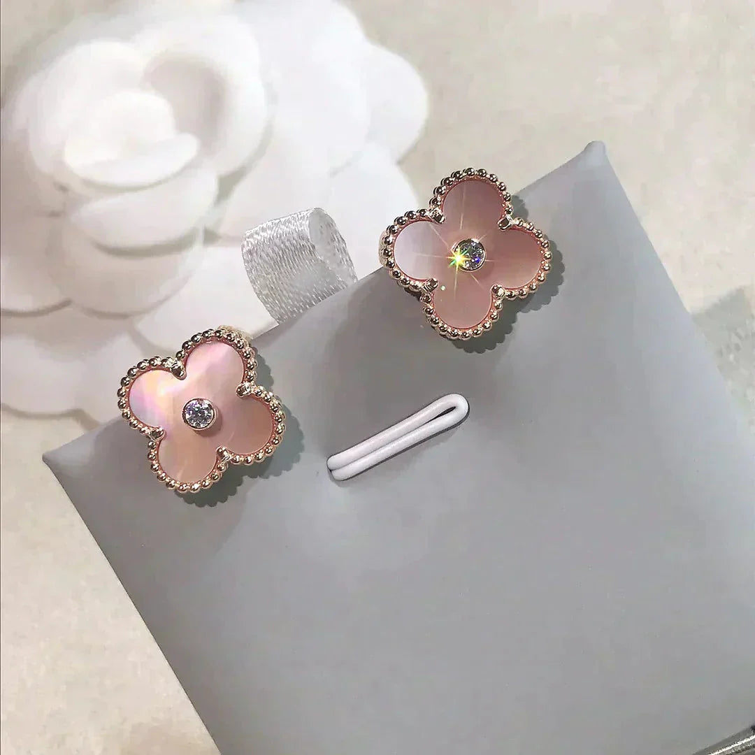 [Amore]CLOVER MEDIUM 1 MOTIFS  PINK MOP DIAMOND EARRINGS