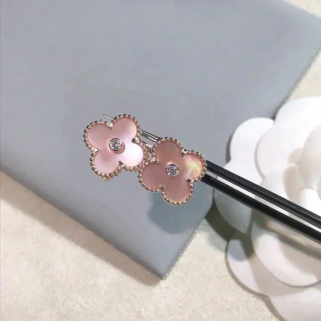 [Amore]CLOVER MEDIUM 1 MOTIFS  PINK MOP DIAMOND EARRINGS