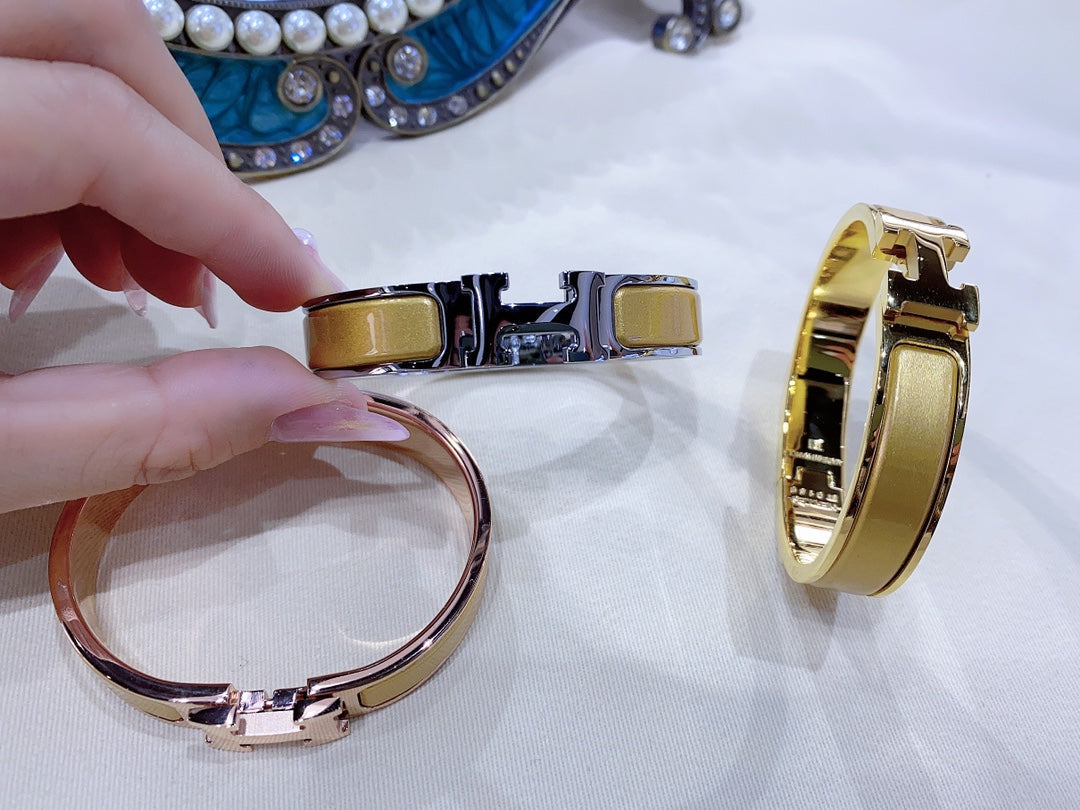 [Amore]H CHAMPAGNE BRACELET